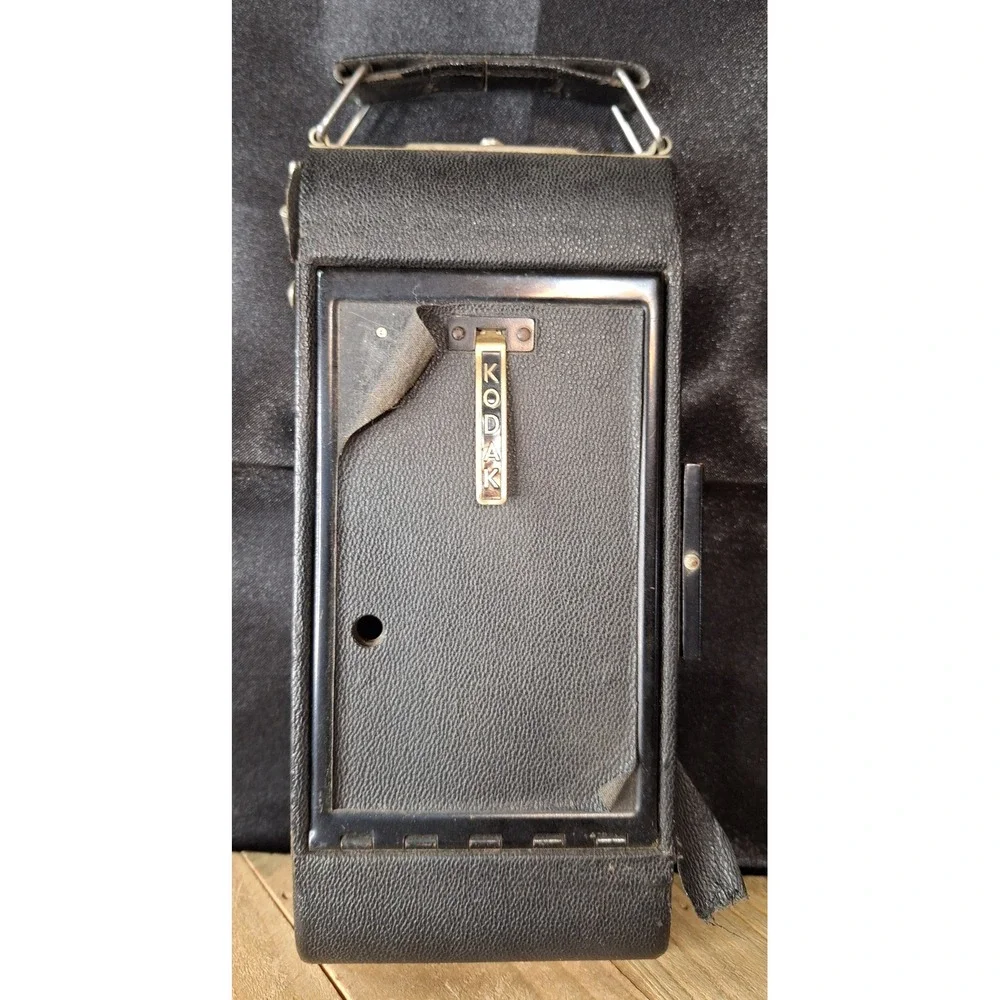 Vintage 1937 Kodak Junior Six-16 Series II Folding Camera Kodak Bimat Lens Black